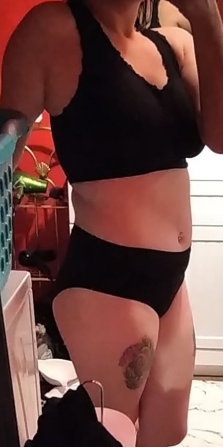 asiatische berühmte onlyfans sexy freie bild