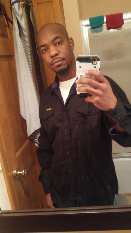 L Aye nacktheit erotische bild