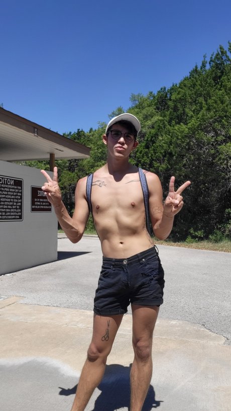 Tattooed Twink model erotische bilder