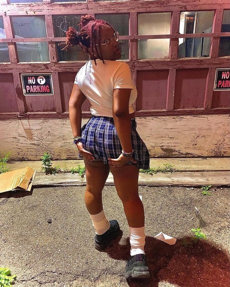 Saturn_ nacktheit erwachsene galerie