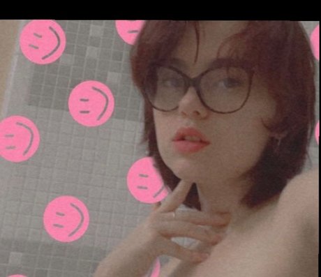 shemale sperma im mund onlyfans beste porno bild