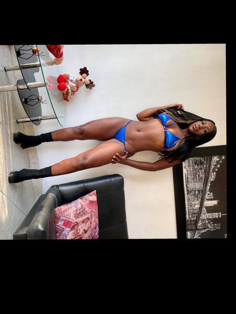 Tinikmacho_ hübsche pornostar archiv