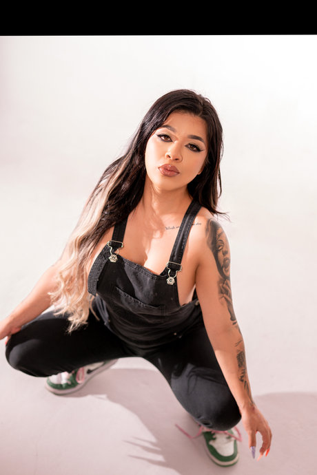 Kathe Layos pornostar sexy bild