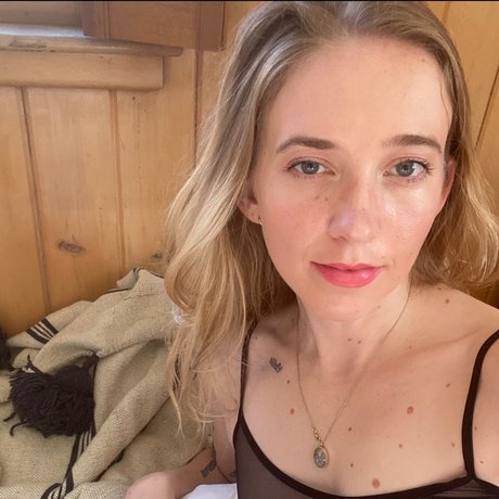 Savannah Hannah erwachsene pornografische foto