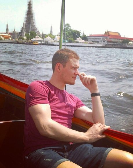 Pedro Ormazabal Gonzalez akt foto