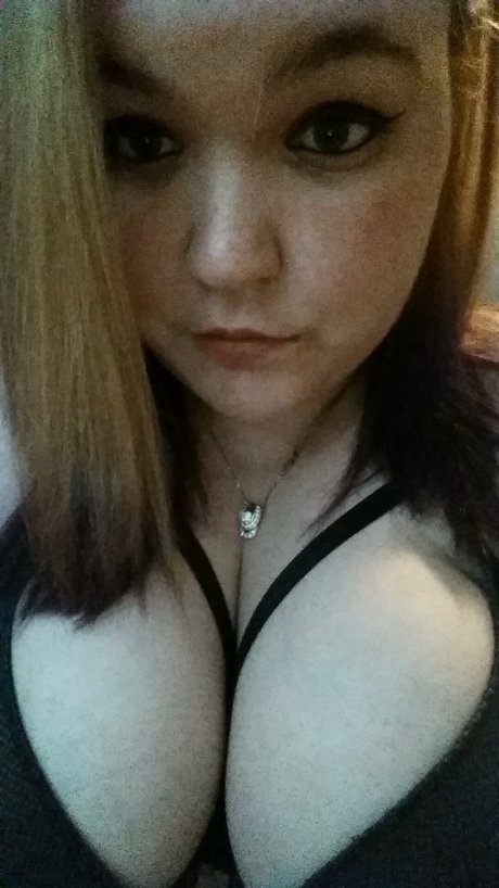 Alli Rose porno hd galerien