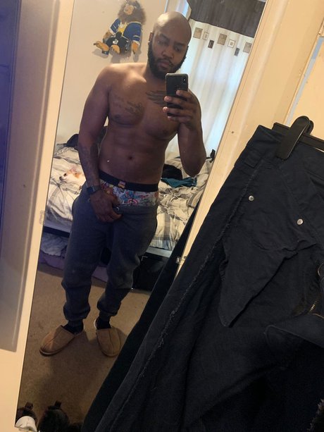 Tate cash erwachsene hübsche fotos