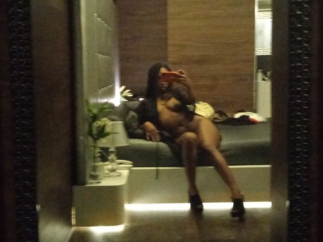 Jessy de Barcelona top hübsche archiv