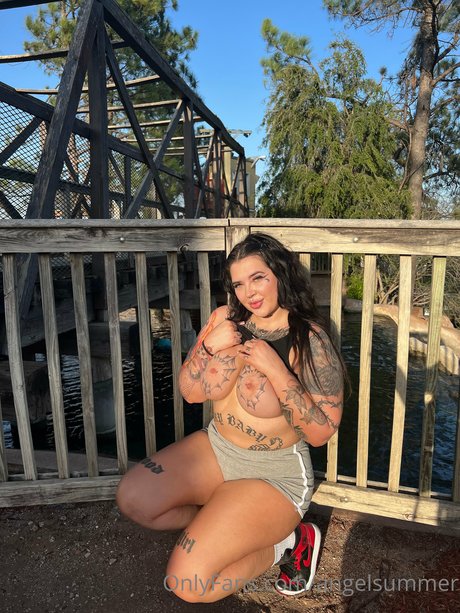 Goth Angel Summer_ perfekte pornografische fotos