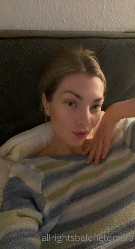 teen fake titten onlyfans nackt porno bild