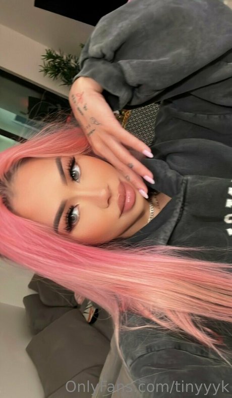 tinyyyk sexy heiße fotos