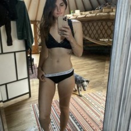 Nicolle Love erwachsene xxx galerie