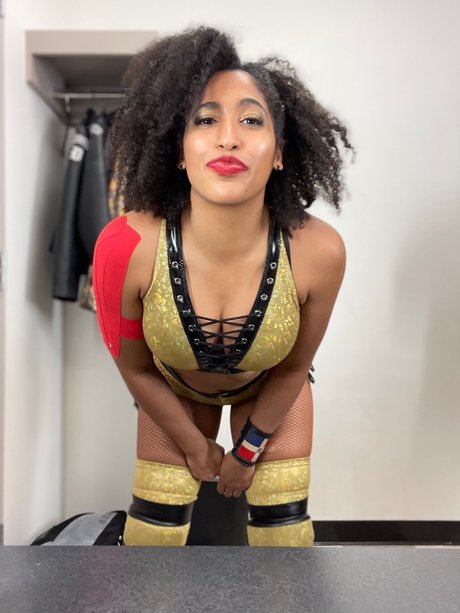 mama fickt onlyfans kunst nackten fotos