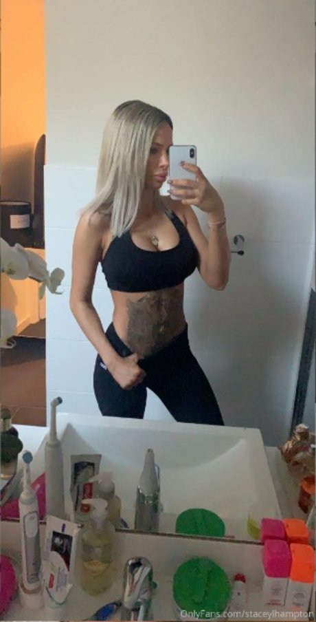 Stacey Hampton_ kostenlose exklusive bilder