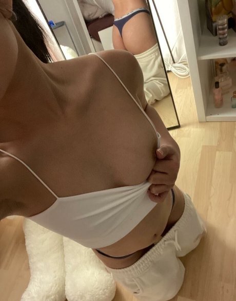 schüchterne onlyfans top pornografische foto