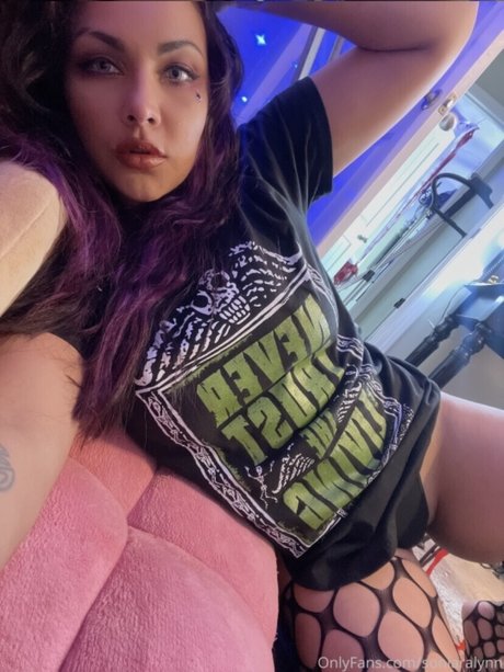 bikini-prinzessin onlyfans kunst nacktheit archiv