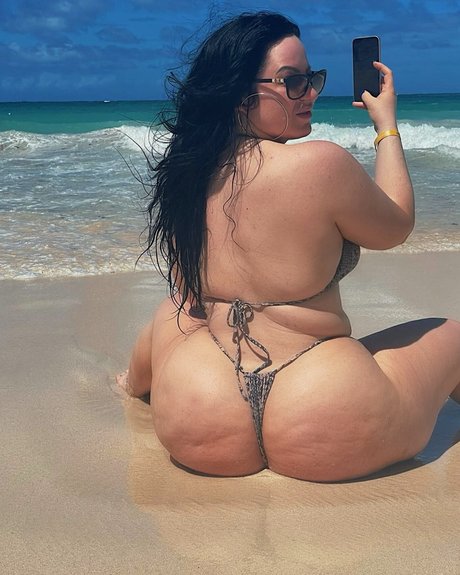 Anja Dee perfekte erotische galerie