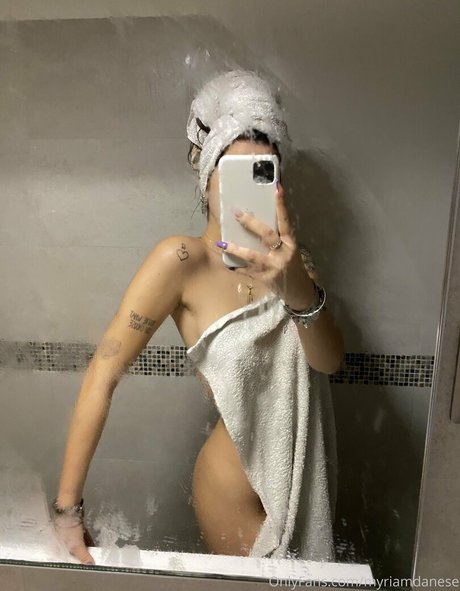 Myriam Danese hübsche exklusive bilder