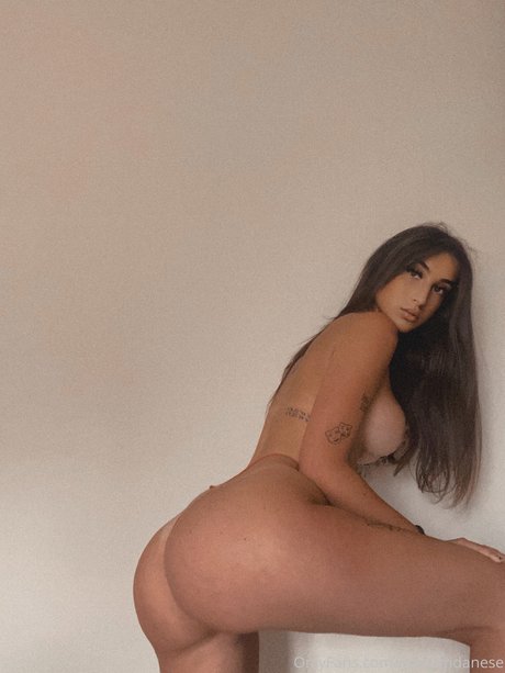 Myriam Danese kunst exklusive foto