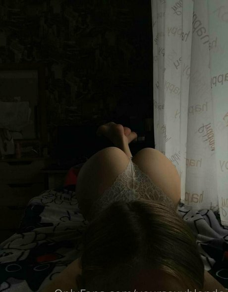 your sexy blonde schauspielerin porno foto