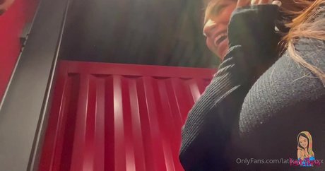 Latika Jha nackt exklusive foto