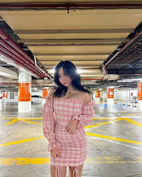 heißeste asiatische onlyfans porno nackt bild