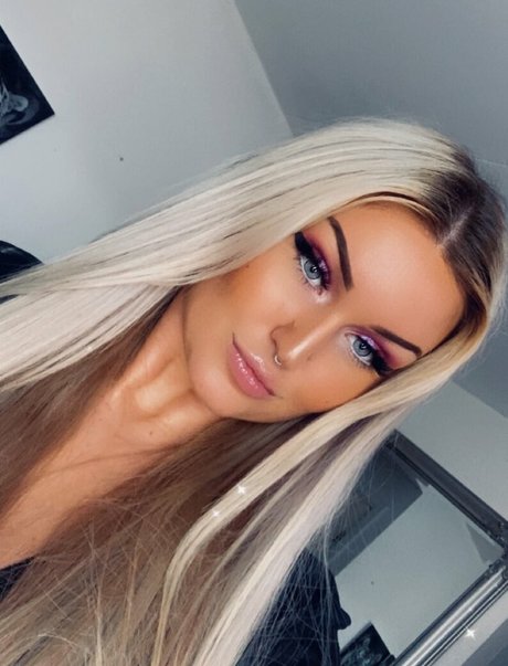 Scream Queen model erotische foto