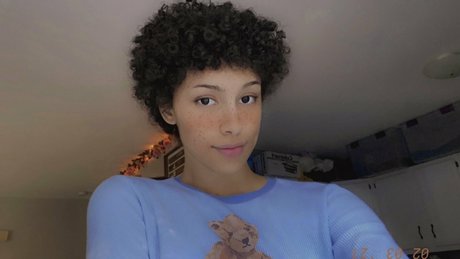 Cybersofty sexy nackt galerie