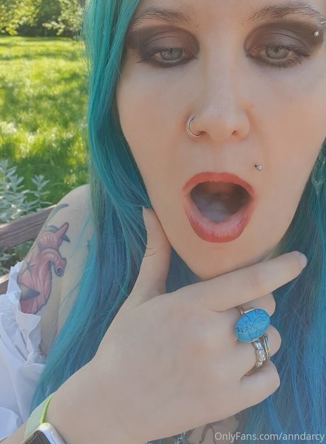 Ann Darcy beste exklusive bilder