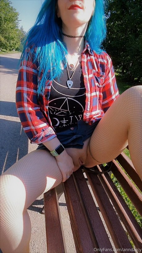 Ann Darcy top perfekte foto