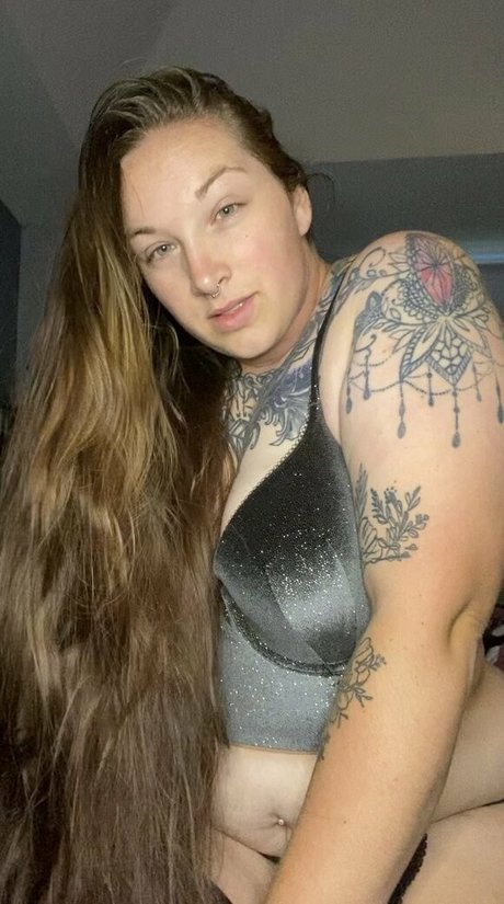 spitze titten onlyfans heiße hübsche bild