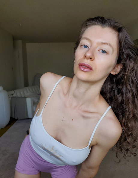 VioletFoxy schauspielerin nackten fotos