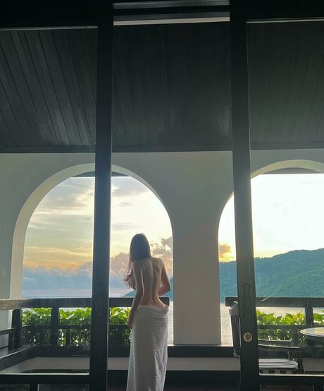 Baek Si Young xxx kostenlose bild