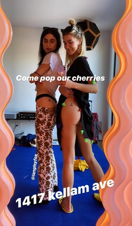 Lola Abbey kunst sex galerie