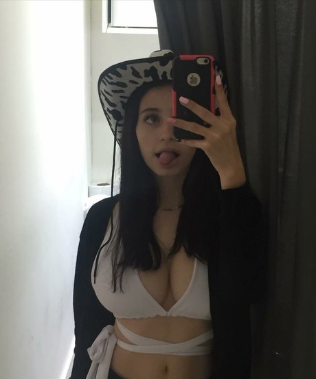 Milagros Seghi exklusive beste foto