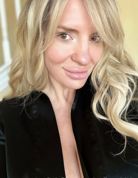 asiatische domina onlyfans xxx sex bilder