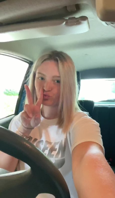 Robyn Emily heiße xxx foto