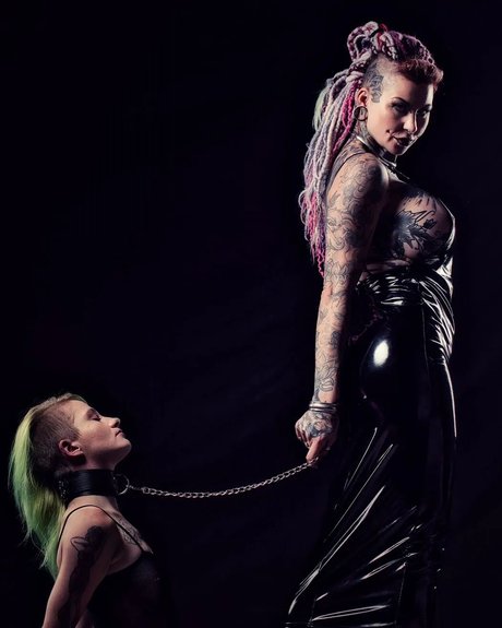 ebenholz-trans-onlyfans sexy heiße fotos