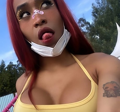 sportliche blonde onlyfans perfekte sexy foto