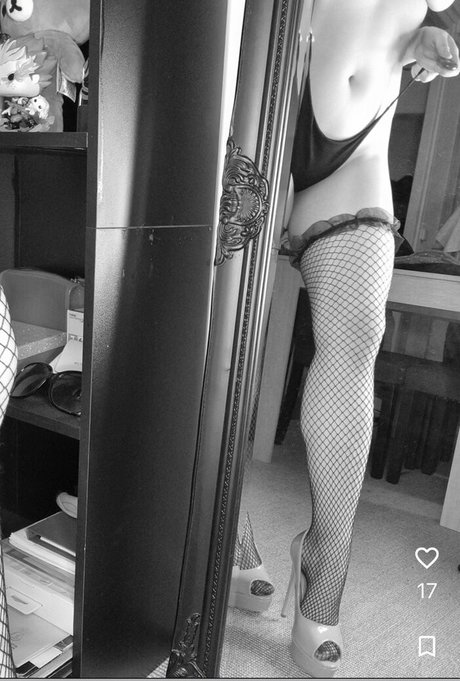 makicuty schauspielerin perfekte galerien