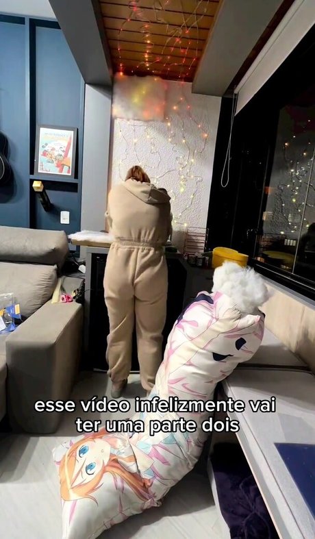 Claudia Andriolo hübsche xxx galerie