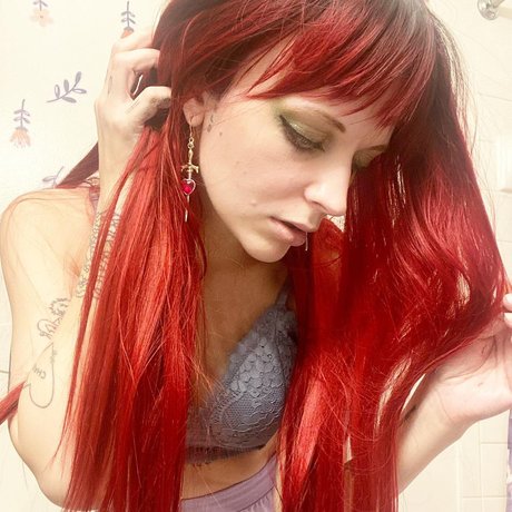 Bonnie Grace pornostar xxx galerie