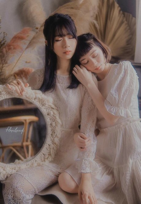 Ristelle Rin pornostar xxx fotos