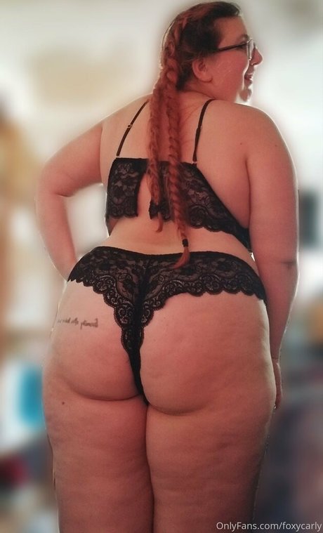 foxycarly nackt heiße bild