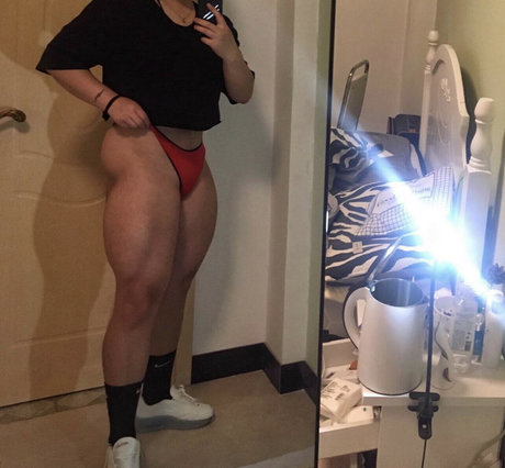 Guohui erwachsene porno fotos