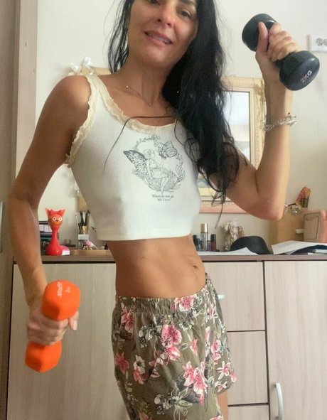 yladoyla hübsche nacktheit galerie