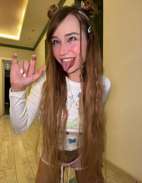 emanovak erwachsene heiße bilder