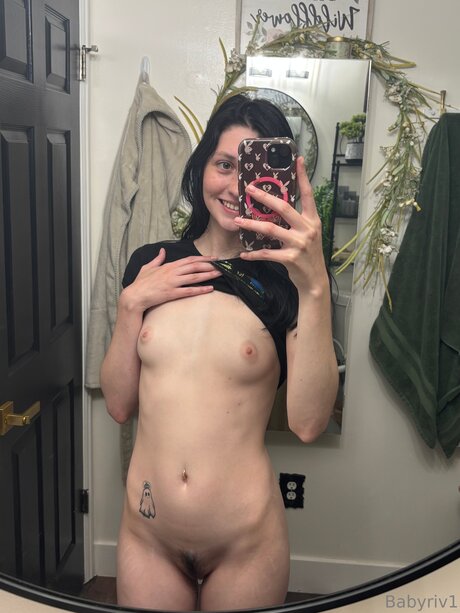 haarige mädchen nur fans erotische nackt foto