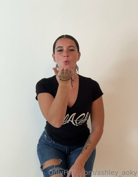 Ashley Aoky nackt pornographische fotos