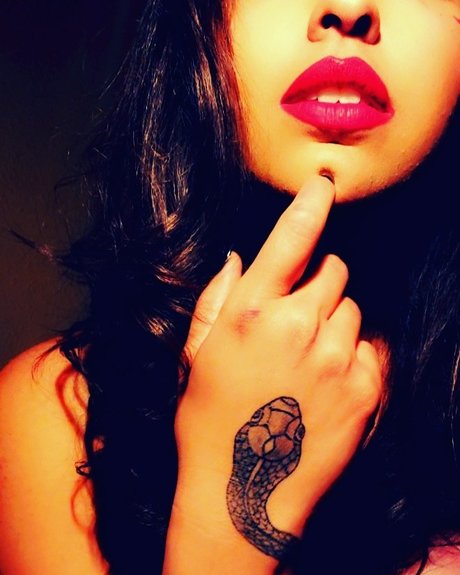 SourApple nackt heiße bild